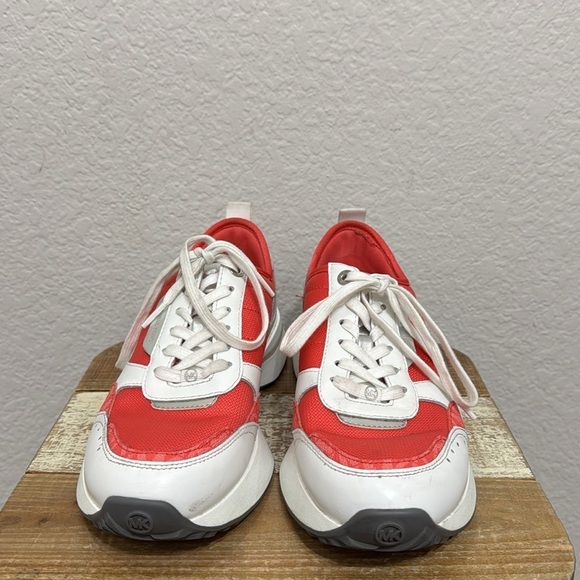 Michael Kors Flynn Trainer Lace Up Sneakers Size 9 - Picture 3 of 8